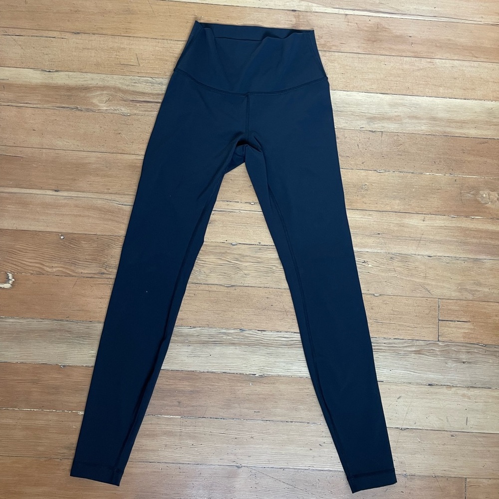 Lululemon Wunder Under 28” size 4